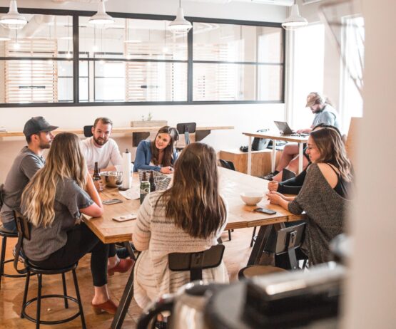 redd-PTRzqc_h1r4-unsplash